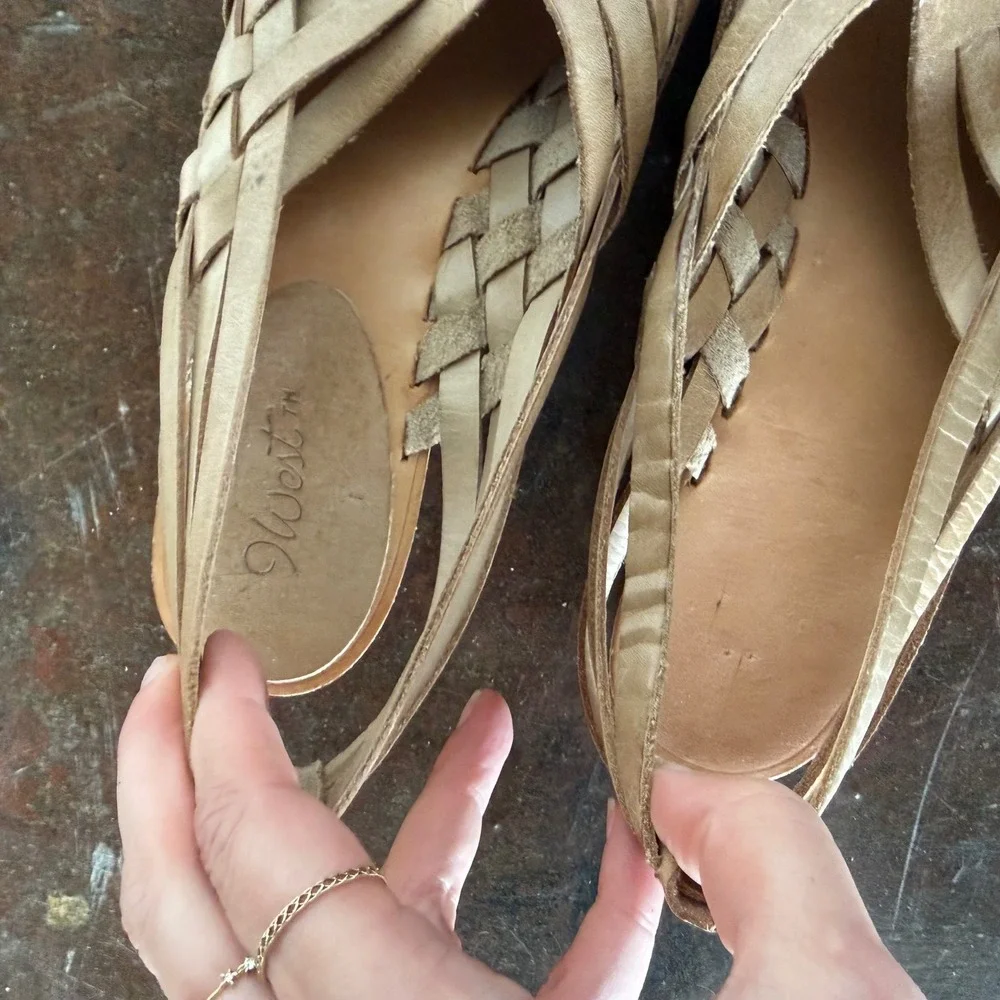 Vtg 90s Nine West Slingback Wedge Sandal Woven Leather Flats Womens 8.5N Coastal